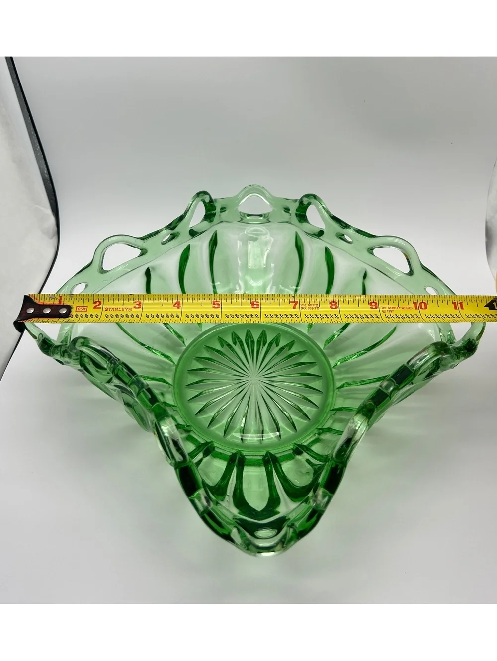 Fostoria Green Uranium Colonial Prism Square Centerpiece Bowl